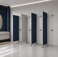 Panneaux de séparation de salle de bain en acier inoxydable 304 HPL commercial, cabines de douche polies et étanches pour hôtels, appartements, style moderne