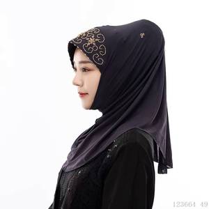 Women's Vintage Floral Hand-<b>Beaded</b> Islamic Clothing Scarf Private Label Muslim Headscarf <b>Direct</b> Wholesale Handkerchief - Product Image 4