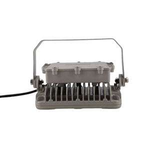 Lampu Sorot LED Tahan Ledakan IP66 Daya Sedang 30-200W dengan Baterai Cadangan Darurat, Berbahan Aluminium Die-casting, Bersertifikasi NEMA 3 - Product Image 4