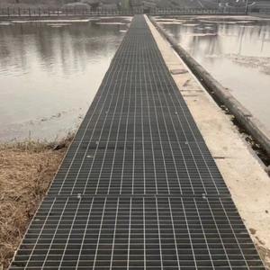 Grille de drainage en <span class=keywords><strong>acier</strong></span> galvanisé 25 mm pour portes plates de 4 mm, accessoires de lavage 40x5, grille de protection contre la rouille, <span class=keywords><strong>rampe</strong></span> de drainage en <span class=keywords><strong>fil</strong></span> d'<span class=keywords><strong>acier</strong></span> galvanisé - Product Image 2