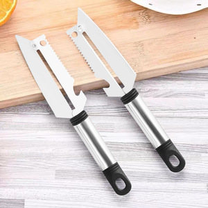 Éplucheur d'écailles de poisson suspendu en acier inoxydable, ensemble de 2 pièces, outil de cuisine multifonction pour éplucher les fruits, les légumes, les pommes de terre et les melons - Product Image 1