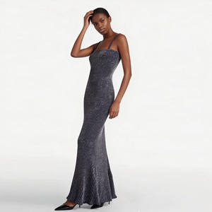 Robe moulante à paillettes pour femmes |   Robe à bretelles spaghetti cintrée à la taille pour les fêtes, les bals de promo et les occasions spéciales - Product Image 3