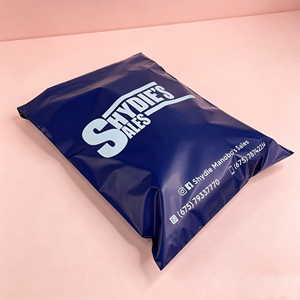 Bolsas de polietileno azul marino al por mayor, sobres de polietileno resistentes a desgarros con impresión de marca personalizada y autosellables para envío de cosméticos - Product Image 1