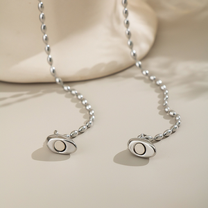 Collier d'<span class=keywords><strong>amour</strong></span> à la mode 2026, bijoux cadeau, collier à pendentif magnétique en acier inoxydable hypoallergénique en forme <span class=keywords><strong>de</strong></span> cœur pour les couples - Product Image 4