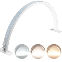 Lampe de bureau LED en demi-lune avec logo personnalisé Lampe de table avec extension de cils Lampe de table en cristal pour manucure et ongles Lampe de table pour salon