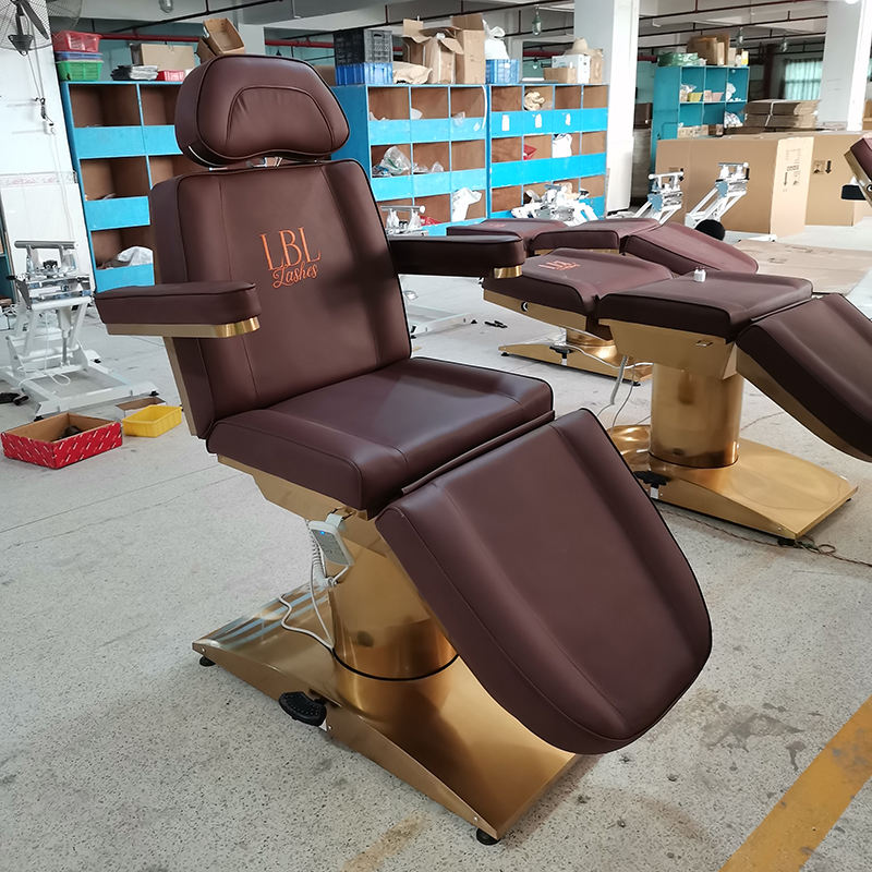 สีน้ำตาล