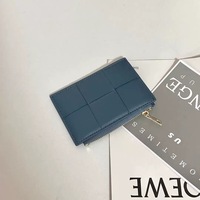 Dompet kulit kustom tempat kartu saku pola silang berlapis tas kartu kecil eksklusif