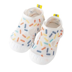รองเท้าแตะเด็กแบบสวม Unisex สำหรับฤดูร้อน เด็กวัยหัดเดิน 1-3 ปี กันลื่น พื้นนุ่ม ระบายอากาศได้ดี กันน้ำ แบบสวมครึ่งน่อง - Product Image 5