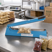 Machine de scellage pour snacks secs et sucrés : farine, pop-corn, pommes de terre, cacahuètes, bananes, fruits, yaourts, chocolat, noix, biscuits