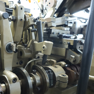 Torno Automático CNC de Alta Precisión Tipo Suizo para Mecanizado de Piezas Pequeñas, Capacidad de 20 mm/32 mm, Máquina CNC de Torneado Automático - Product Image 4