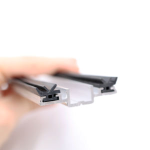 Le panneau solaire de toit ouvrant photovoltaïque Pv en forme de T extrudent la <span class=keywords><strong>bande</strong></span> de joint en caoutchouc pour le panneau solaire - Product Image 4