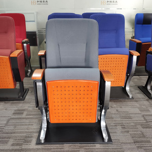 เก้าอี้หอประชุม Manwa Expo รุ่น HB601 สีเทาบีช พร้อมกระดานเขียน สำหรับโรงเรียน โรงละคร โรงภาพยนตร์ - Product Image 3