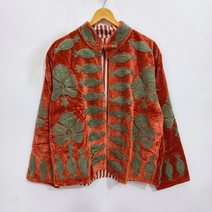 Chaqueta corta informal de terciopelo bordado Suzani para mujer, transpirable, artesanal, de algodón, con un diseño elegante. - Product Image 1