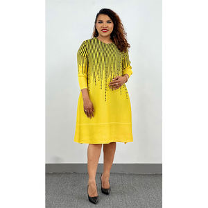 <span class=keywords><strong>Miyaki</strong></span> ชุดเดรสทรงหลวมขนาดใหญ่สำหรับผู้หญิง, เดรสผ้ากำมะหยี่อัดจีบสีดำลายแถบขนาดใหญ่พิเศษ - Product Image 1