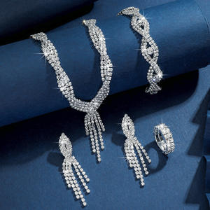 Elegante Juego de Joyería Nupcial Romántica de 4 Piezas - Collar, Pulsera, con Pedrería, Chapado en Oro/Plata/Oro Rosa para Bodas y Banquetes - Product Image 5