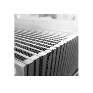 Chine Usine sur mesure en aluminium brasé barre de plaque prix compétitif refroidisseur d'huile échangeur de chaleur à noyau - Product Image 3