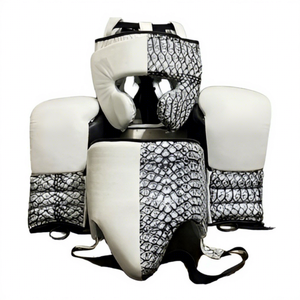 Ensemble de protection de boxe en cuir personnalisé |   Gants de boxe et protège-pénis de haute qualité |   Équipement d'entraînement et de sparring - Product Image 1