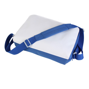 Bolso Bandolera de Poliéster Ligero y Moderno con Logotipo Personalizado para Hombre, Bolso Mensajero Impermeable y Portátil para Uso en Exteriores - Product Image 4