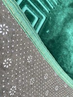 Vente en gros échantillon gratuit musulman de luxe épais avec logo personnalisé tapis de prière en tissu nuageux de couleur unie