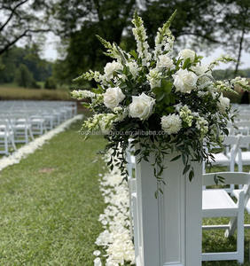Composition florale artificielle rose vif et rose pâle, anneau floral, centre de table de mariage, grande boule de fleurs - Product Image 5