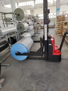 Apilador Eléctrico Tipo Rider HSLLIFT de 1.5t y 2 Toneladas con Plataforma de 4.5m, 5m, 5.5m y 6m - Product Image 4