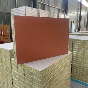 Per l'isolamento e l'impermeabilizzazione dell'umidità del tetto e delle pareti esterne, vengono utilizzati <span class=keywords><strong>pannelli</strong></span> Sandwich decorativi con isolamento termico - Product Image 2