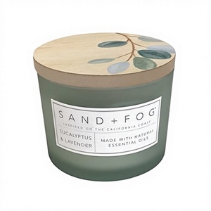 Velas Aromáticas Verdes con Aroma a Lavanda y Eucalipto - Frascos de Vidrio Hechos a Mano, Sets de Regalo de Fragancias de Lujo para el Día de San Valentín y Pascua - Product Image 3