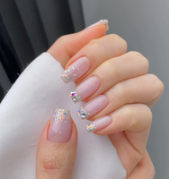 Vente en gros de magnifiques ongles press-on de luxe personnalisés, faits à la main, de haute qualité, motif carré, pour les doigts, en gel acrylique