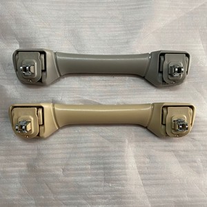 Lexus Roof Grab Handles 74610-53030 Gray Beige <b>ABS</b> For ES240 RX350 RX270 IS250 IS350 IS300 - Product Image 2
