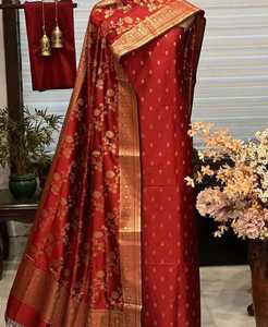 Ensemble de vêtements ethniques en soie Katan Banarasi traditionnelle de qualité supérieure pour femmes, confortable, non cousu, 3 pièces, protection solaire, séchage rapide pour - Product Image 4