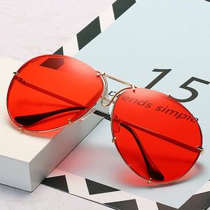 Gafas de Sol Extra Grandes de Moda, con Logotipo Personalizado, de Lujo, Vintage, para Hombre y Mujer, con Lentes Degradados UV400 - Product Image 5