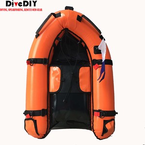 Galleggiante per pesca subacquea su tavola/boa gonfiabile con bandiera - Product Image 1