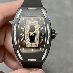 Montre-bracelet mécanique de luxe avec boîtier en céramique, mouvement squelette et entièrement décorée de diamants en moissanite étincelante - Product Image 1