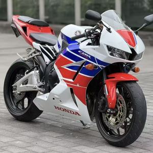 Motocicleta Deportiva Usada Honda CBR600, Motor <span class=keywords><strong>de</strong></span> 4 Cilindros en Línea, Alta Potencia, Frenos Radiales, <span class=keywords><strong>Gasolina</strong></span> - Product Image 1