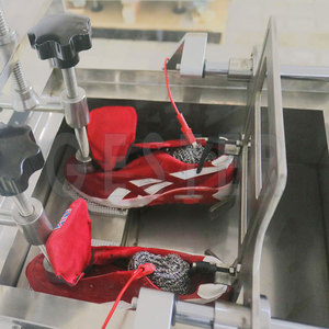 Testeur de pénétration d'eau et de flexion des chaussures Dynamic Footwear - Product Image 5