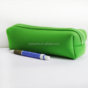 Idée cadeau créative: Sac à crayons à fermeture éclair imprimé personnalisé pour étudiants - Product Image 4