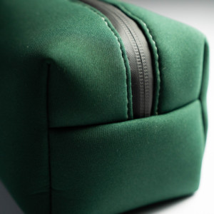 Cosmétique de mode en néoprène exquisement conçu pour sac, fermeture éclair durable, logo personnalisé, étui de maquillage, rangement de lavage, taille personnalisable - Product Image 4