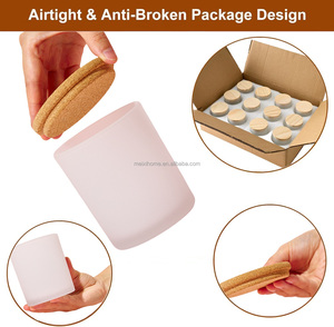 <span class=keywords><strong>Bocaux</strong></span> à bougies en verre givré de 10 oz avec couvercles en liège |   Expédition rapide en 10 jours, faible MOQ, couleur et logo personnalisés - Product Image 4