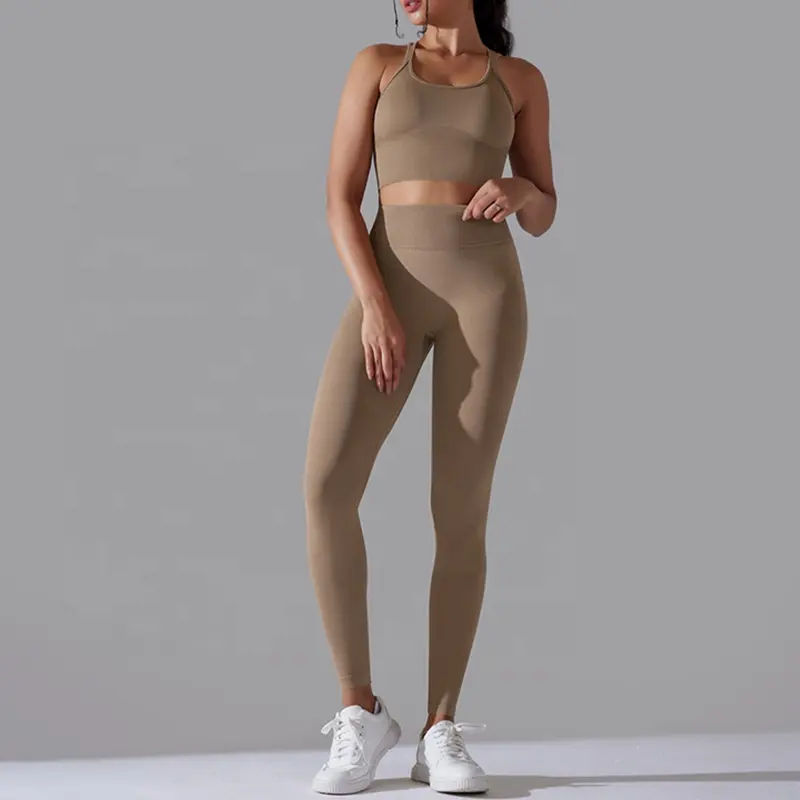 Celana pendek olahraga tanpa jahitan Legging pengangkat bokong Bra silang pakaian Gym diaktifkan 3 potong set Yoga kebugaran untuk wanita