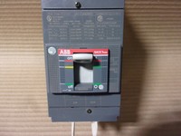 Interruptor de Circuito Tmax Xt1s de 3 Polos y 20A para PLC, Modelo Xt1su3020ayd000xxx
