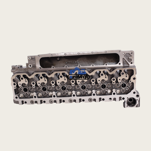 อะไหล่เครื่องยนต์ S6D107 6D107 ฝาสูบเครื่องยนต์ PC200-8 ฝาสูบรถขุด - Product Image 2