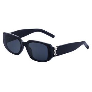 Gafas de sol cuadradas Ysl para mujer, montura negra, lentes de PC, protección UV400, estilo urbano a la moda - Product Image 1