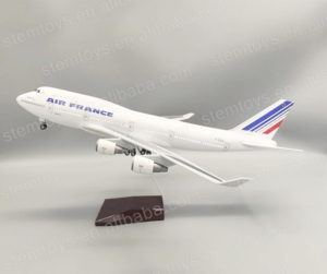 47cm 1:150 B747 <span class=keywords><strong>Air</strong></span> <span class=keywords><strong>France</strong></span> modèle d'<span class=keywords><strong>avion</strong></span> unisexe résine moulé sous pression <span class=keywords><strong>jouet</strong></span> avec lumière LED pour collection ou cadeau de vacances - Product Image 6