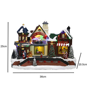 Piazza del Mercato Cittadina Natalizia con Luce a LED e Trenino in Movimento, Manufatto Natalizio in Resina, Scultura in Resina Dipinta a Mano - Product Image 2