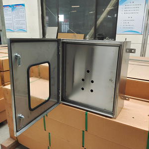 Boîtiers de châssis en tôle et boîtiers d'instruments, équipements de traitement, boîtiers de serveurs fabriqués en Chine - Product Image 4
