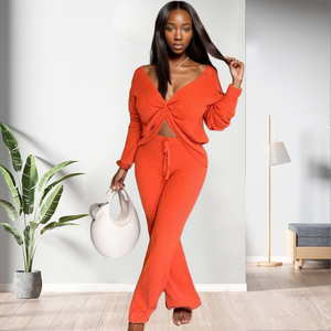 ชุดเซ็ตสองชิ้น เสื้อครอปคอวีทรงไม่สมมาตร สไตล์ลำลองแฟชั่นสำหรับผู้หญิง ประจำฤดูใบไม้ร่วง - Product Image 4