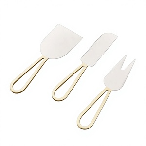 Juego de Cuchillos para Queso Modernos, Hojas de Acero Inoxidable, Mangos Dorados, Duraderos, Solo Lavar a Mano - Product Image 1