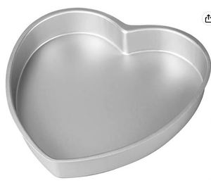 Decorator Preferred Heart Shaped Cake Pan, 8-Inch, Aluminio - Product Image 1
