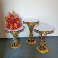 Nouvelle conception de décoration de mariage, support de fond rond, table à gâteau, piédestal à fleurs, socle en métal doré