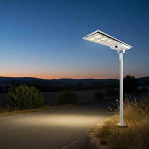 Reflector Solar LED OptimaLED HB 20W 40W de Alta Calidad para Exteriores, Aluminio, Larga Vida Útil, Clasificación IP65, Color Blanco Cálido para Carreteras - Product Image 3